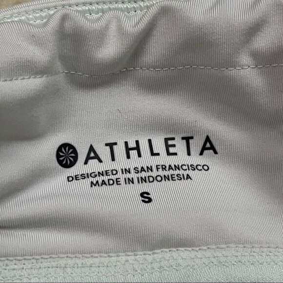 Athleta Shorts Light Mint Double Layer Perforated Hem S - Picture 6 of 7